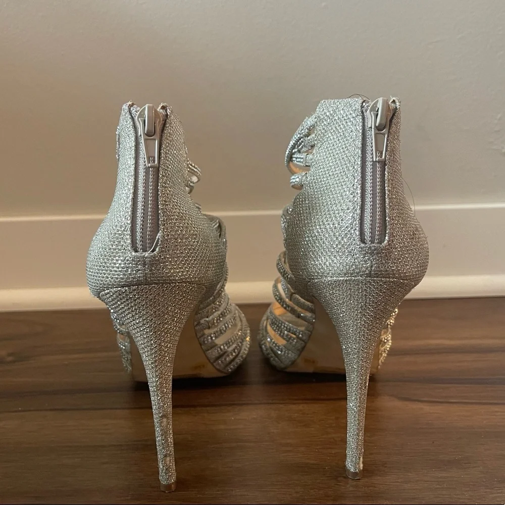 INC International Concepts Women’s Silver Rhinestone Heels Pumps - 8.5 - Picture 3 of 4